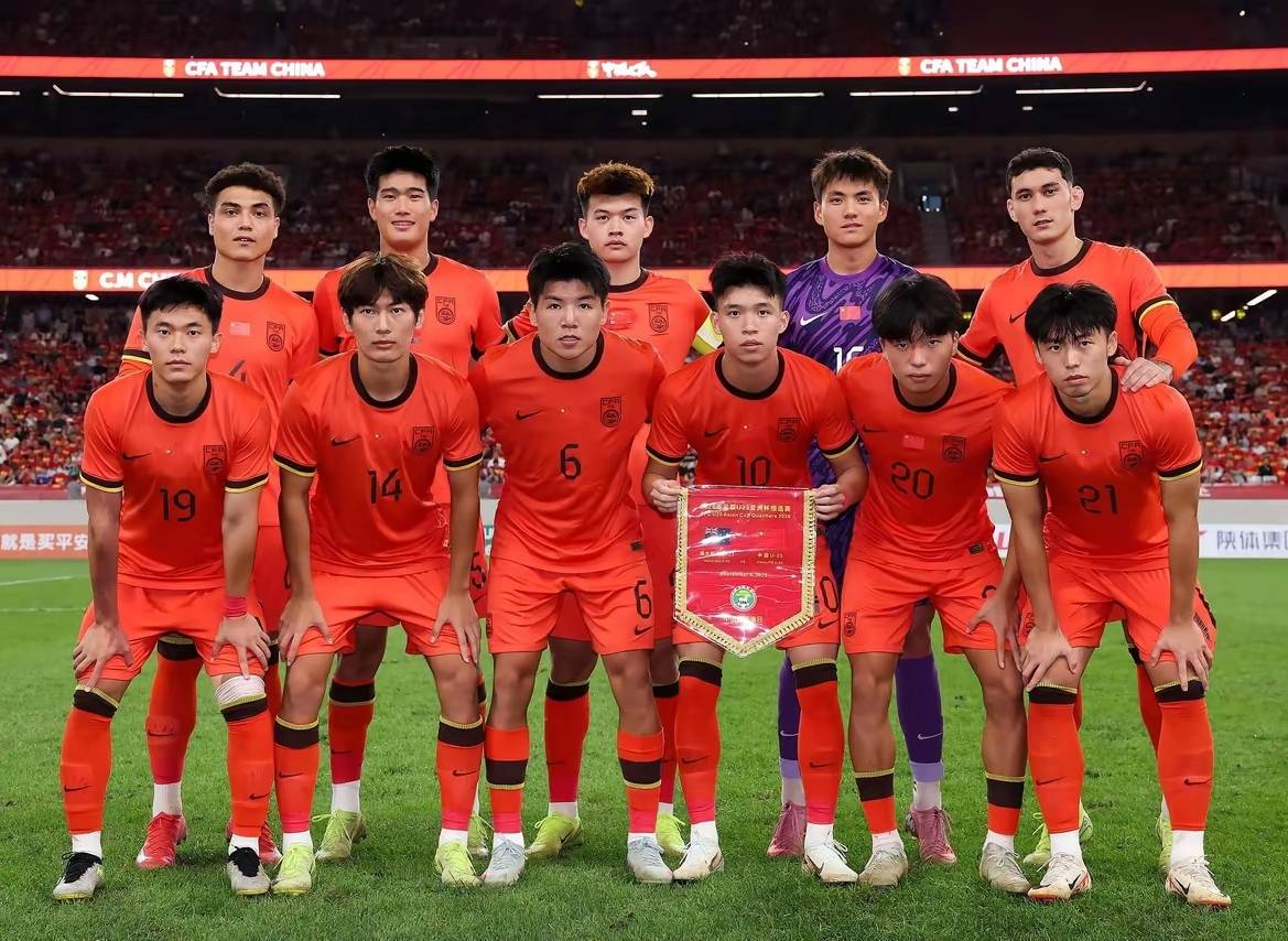 传奇巨星风采，中超世纪对决震撼人心的简单介绍