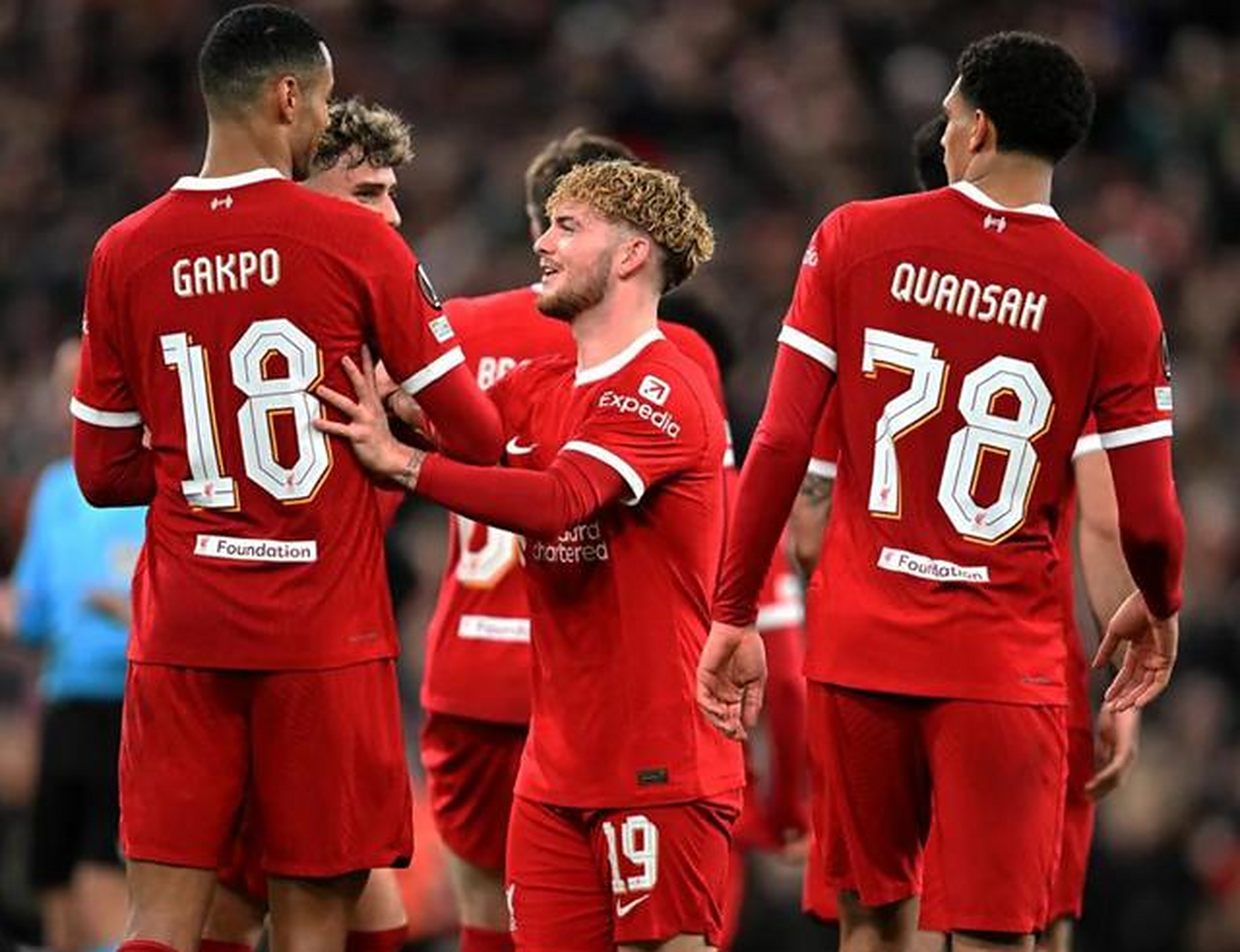 包含利物浦-大胜维拉皮列并提前晋级的词条 包含利物浦-大胜维拉皮列并提前晋级的词条