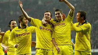 多特蒙德惊险获胜，赢得关键比赛的简单介绍