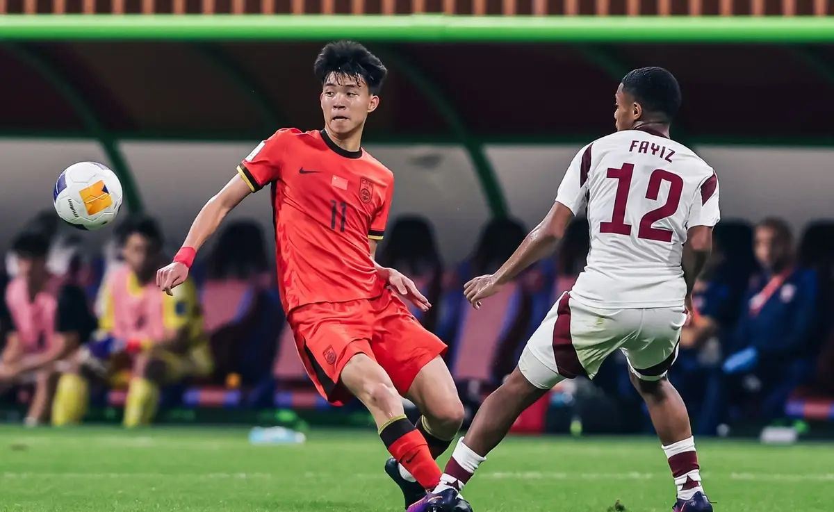 关于亚洲足球盛事瞩目：赛场张力不断升级的信息