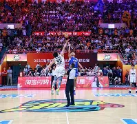 弗赖堡主场再次全取三分，继续保持不败战绩